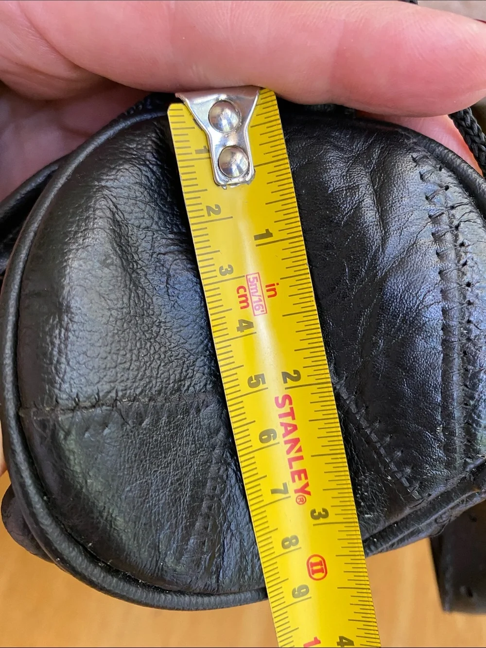 Daimond playe Buffalo leather leather bag 10x3.5”
